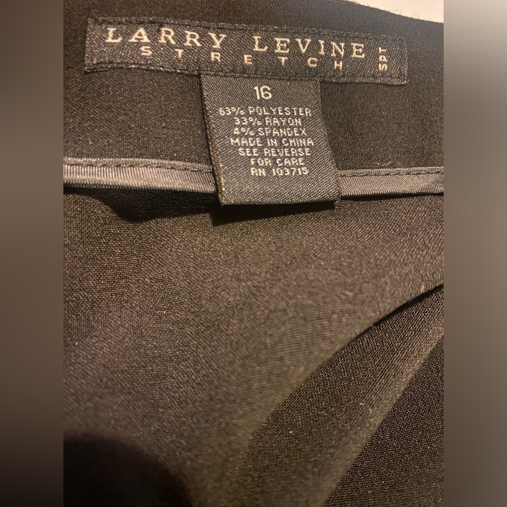 Larry Levine skirt - Picture 3 of 3